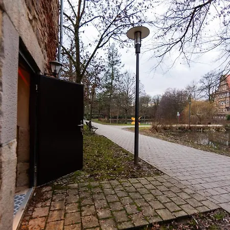 Aussergewoehnliche Uebernachtung Im Wehrturm Bad Hersfeld Exterior photo