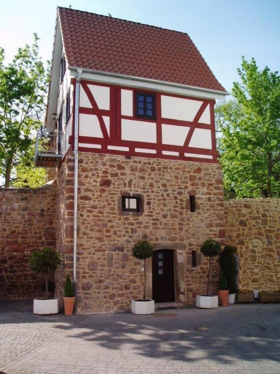 Apartment Aussergewoehnliche Uebernachtung Im Wehrturm