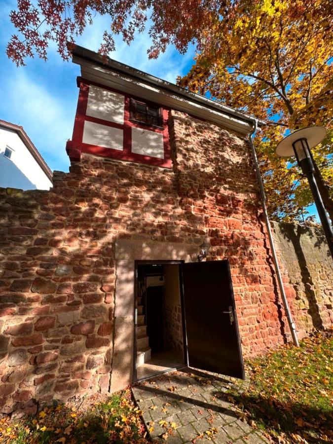 Aussergewoehnliche Uebernachtung Im Wehrturm * Bad Hersfeld